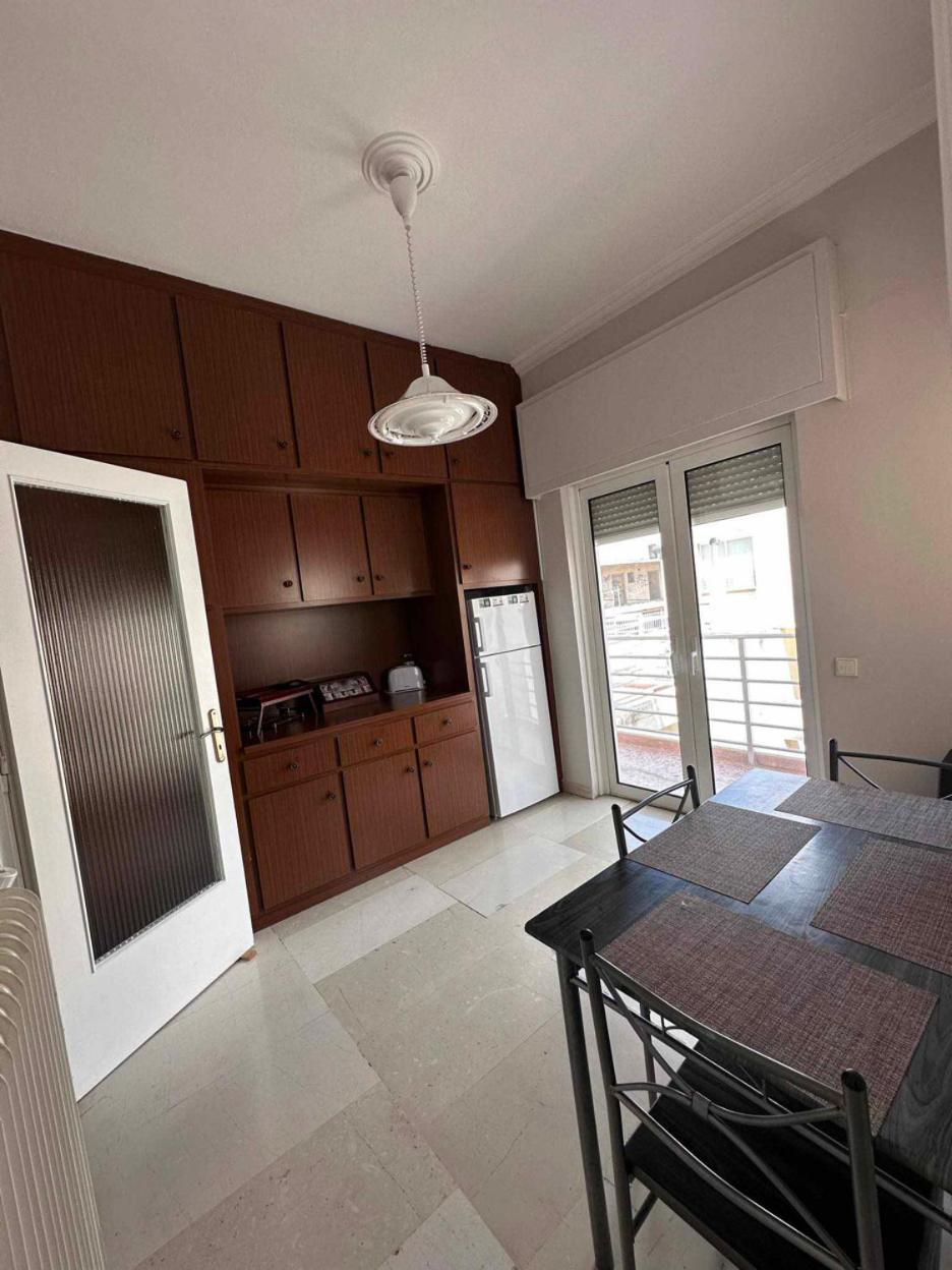 Beach Front Apartment Nea Palatia Extérieur photo